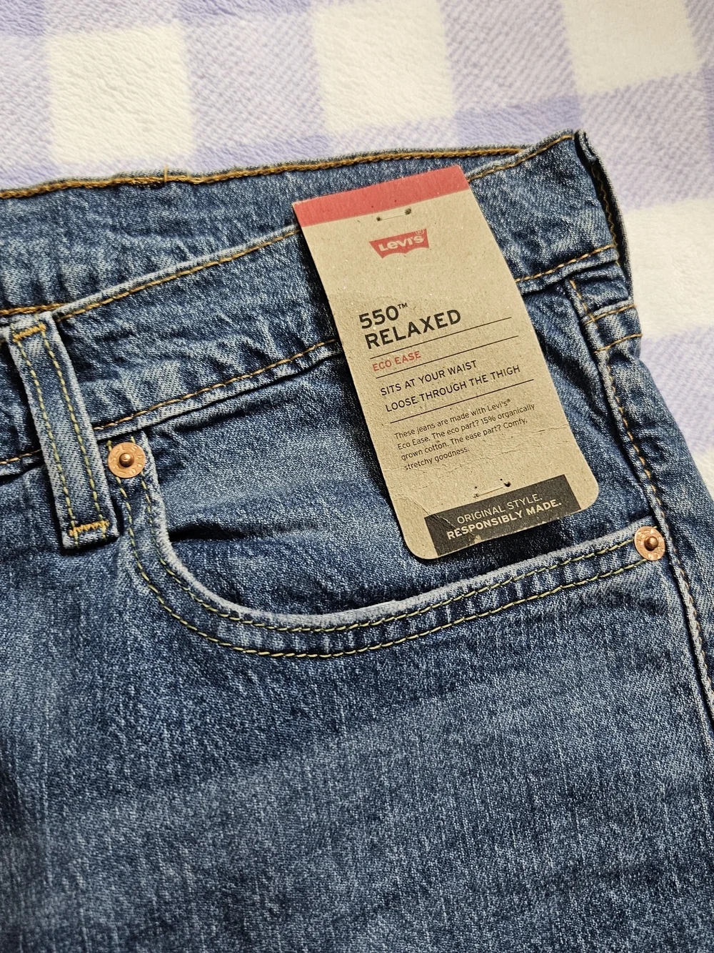 Levi's Men's Relaxed Fit Medium Blue Denim Jeans